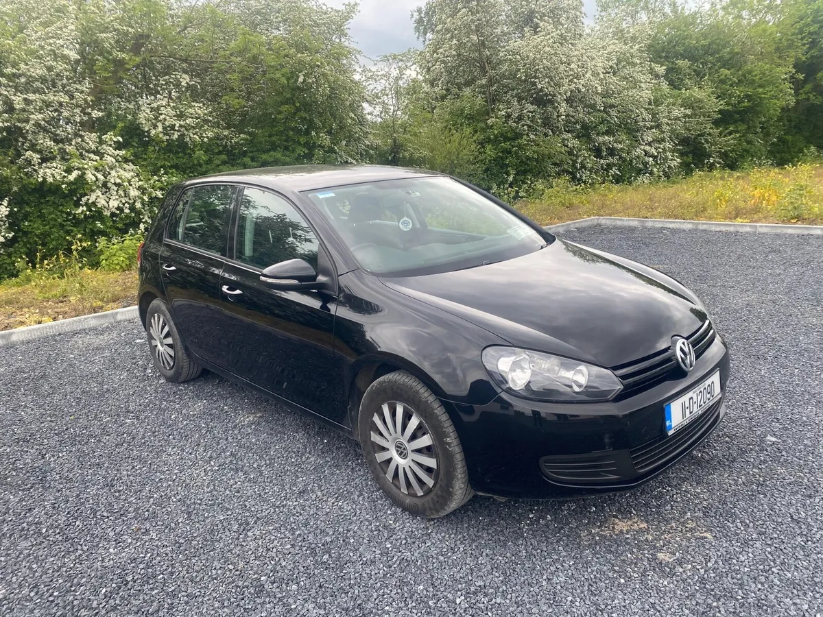 VW Golf 2011 1.2L petrol automatic - Image 2