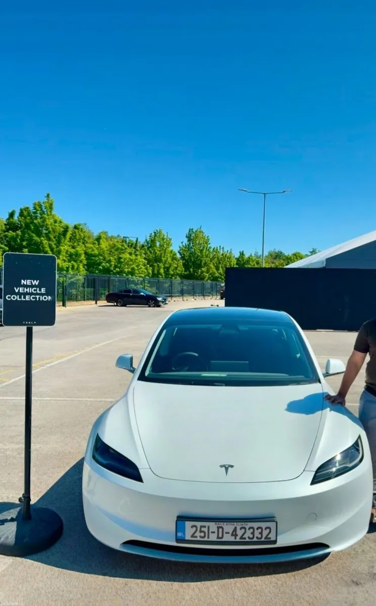 Tesla Model 3 Premium Long Range All Wheel Drive - Image 1