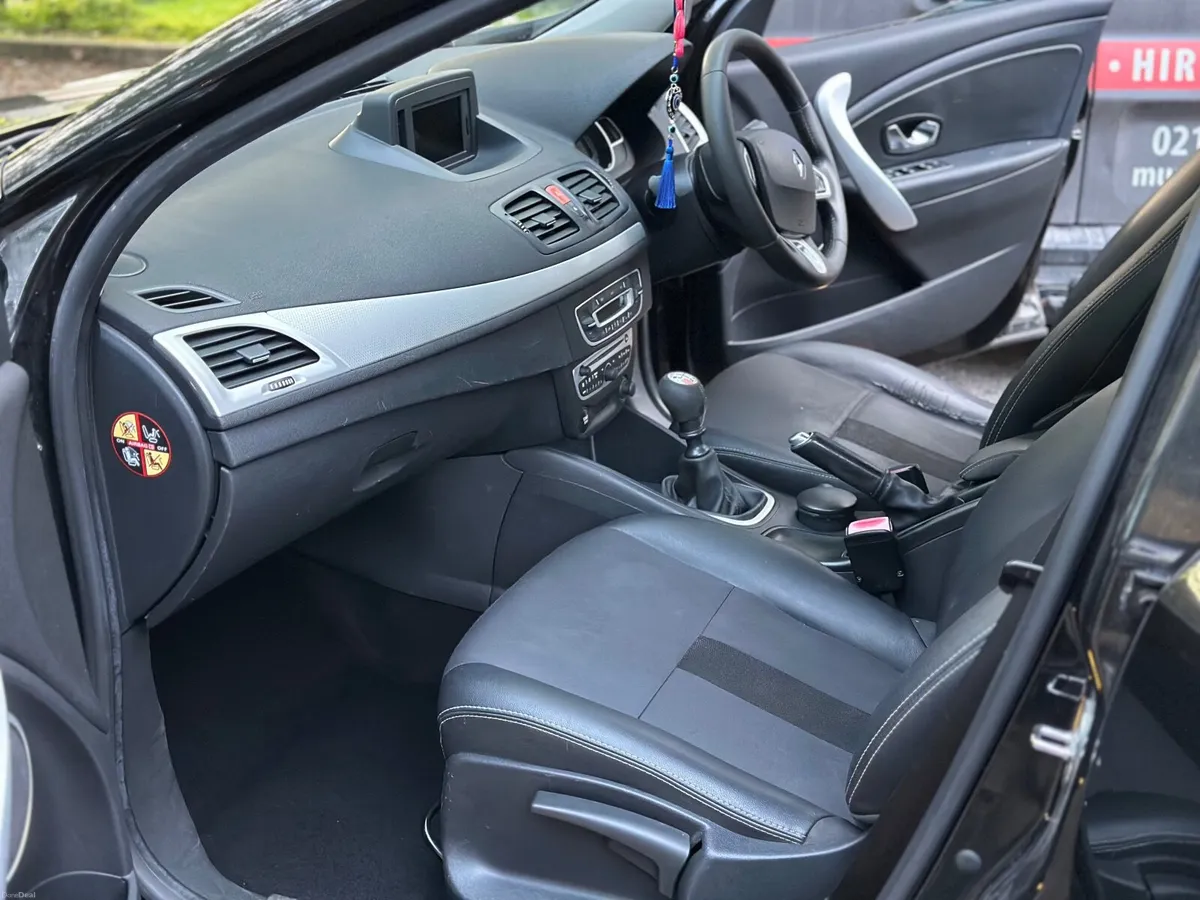 Renault Fluence 2011 - Image 3