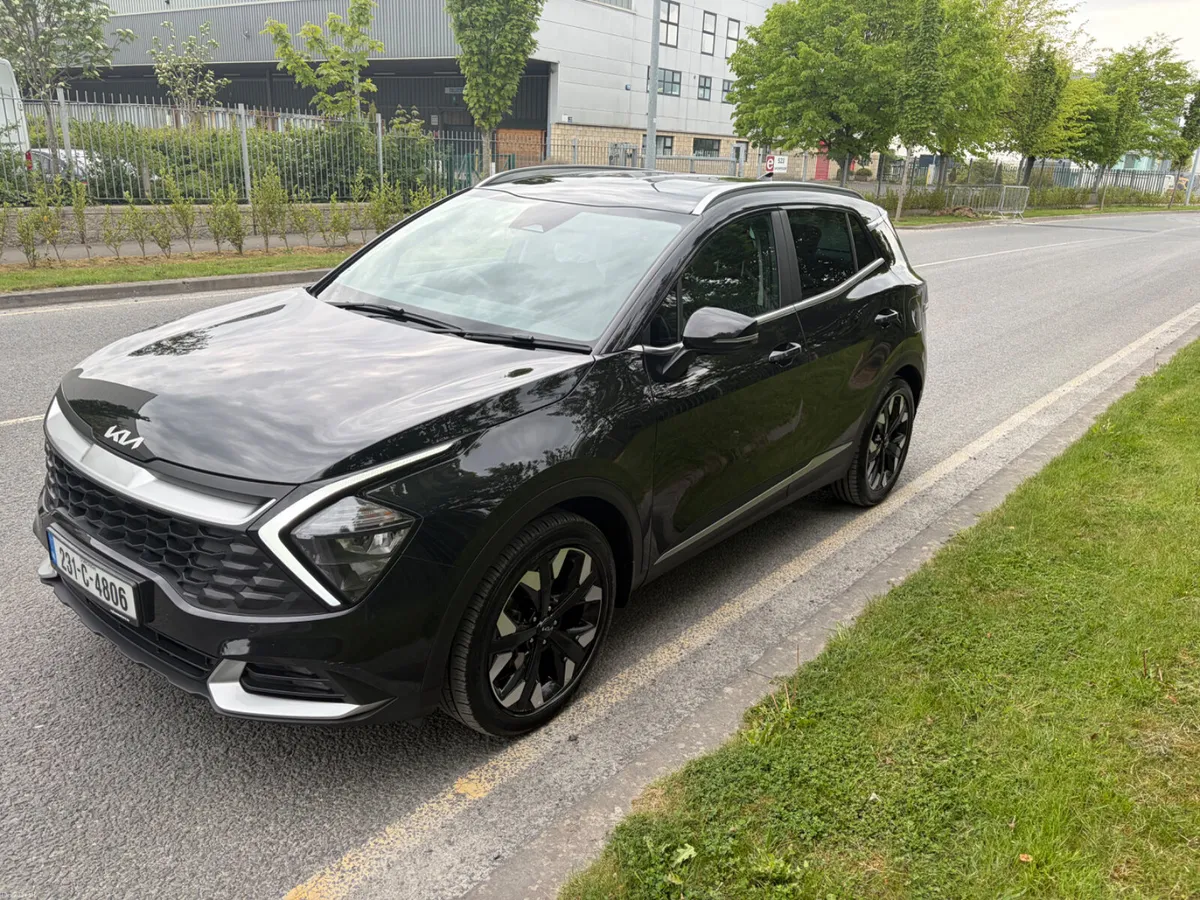 Kia Sportage 2023 1 OWNER PLUGIN HYBRID - Image 3