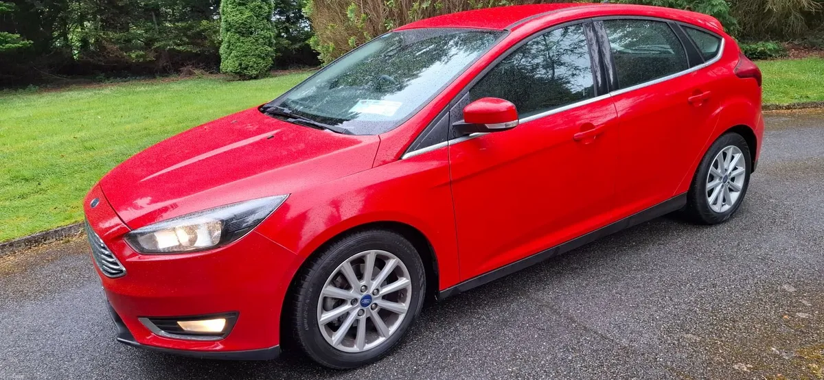 15 Ford Focus , TITANIUM,  NEW NCT to 6/27 - Image 6
