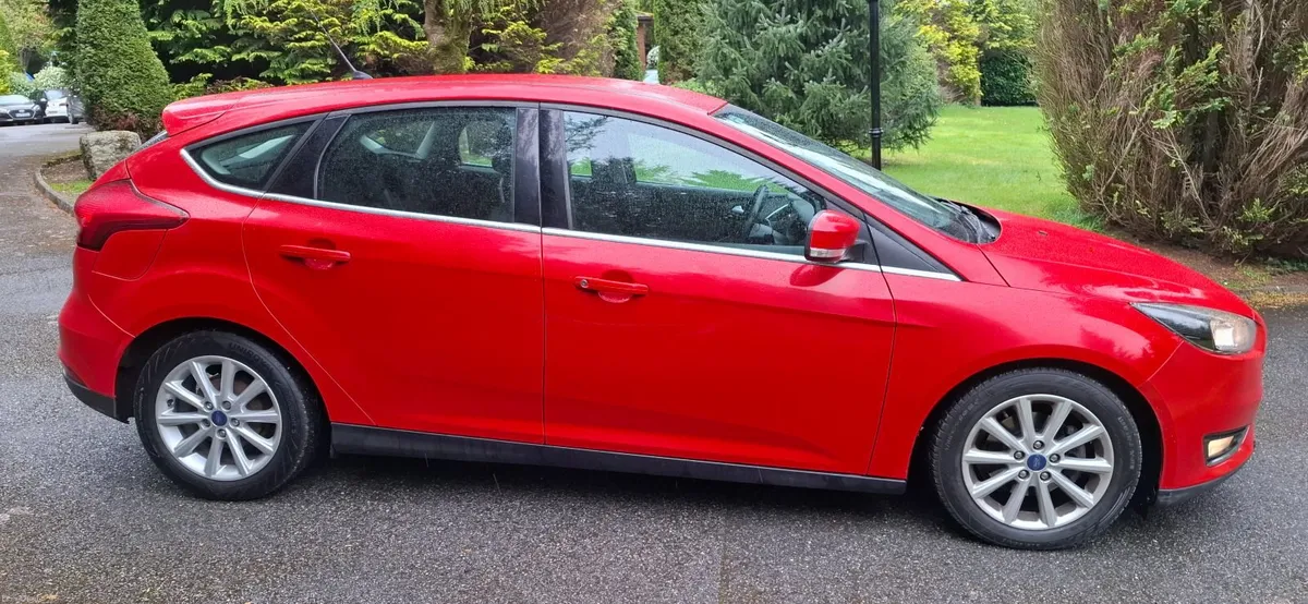 15 Ford Focus , TITANIUM,  NEW NCT to 6/27 - Image 3