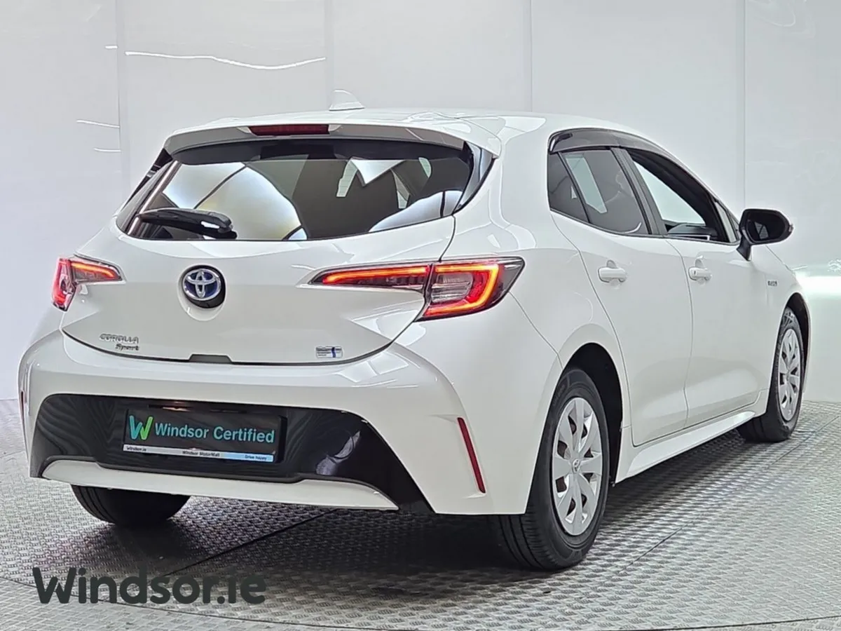 Toyota Corolla Sport GX Hybrid - Image 3