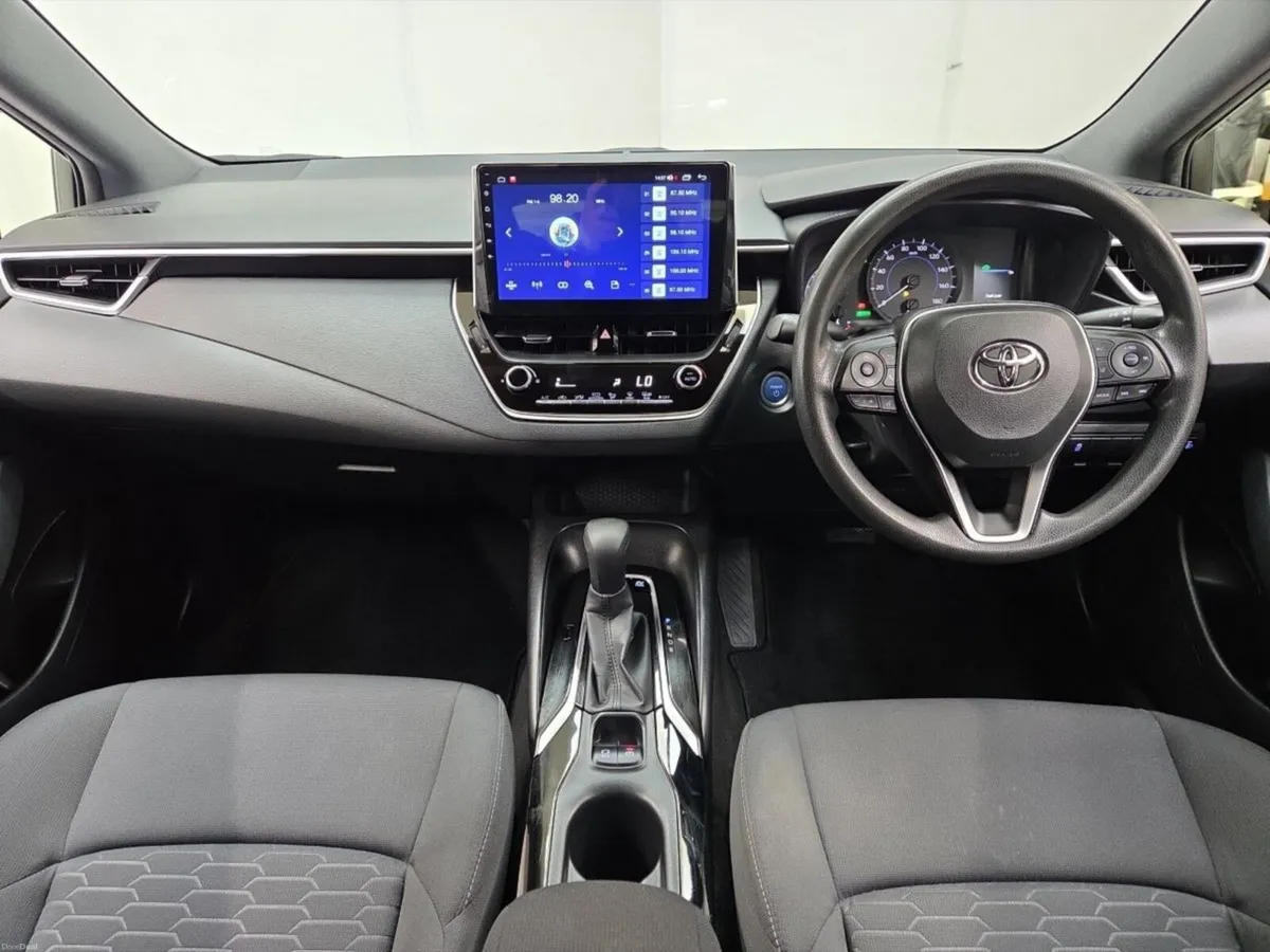 Toyota Corolla Sport GX Hybrid - Image 4
