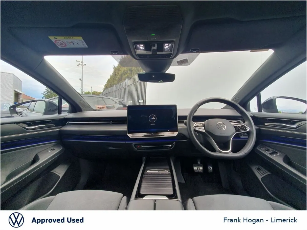 Volkswagen ID.7 PRO PLUS + Panoramic Sunrrof Call - Image 2