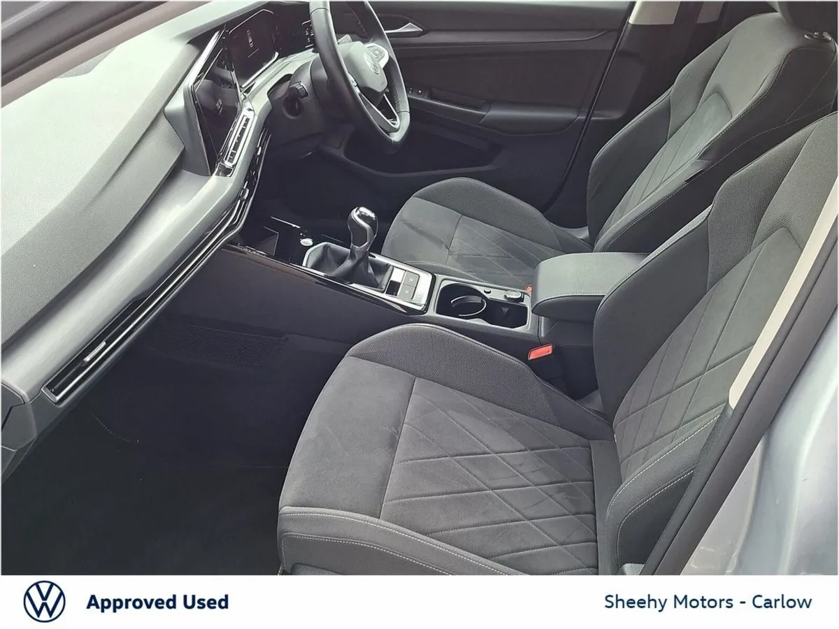 Volkswagen Golf 1.5TSI Style 5DR - Image 4