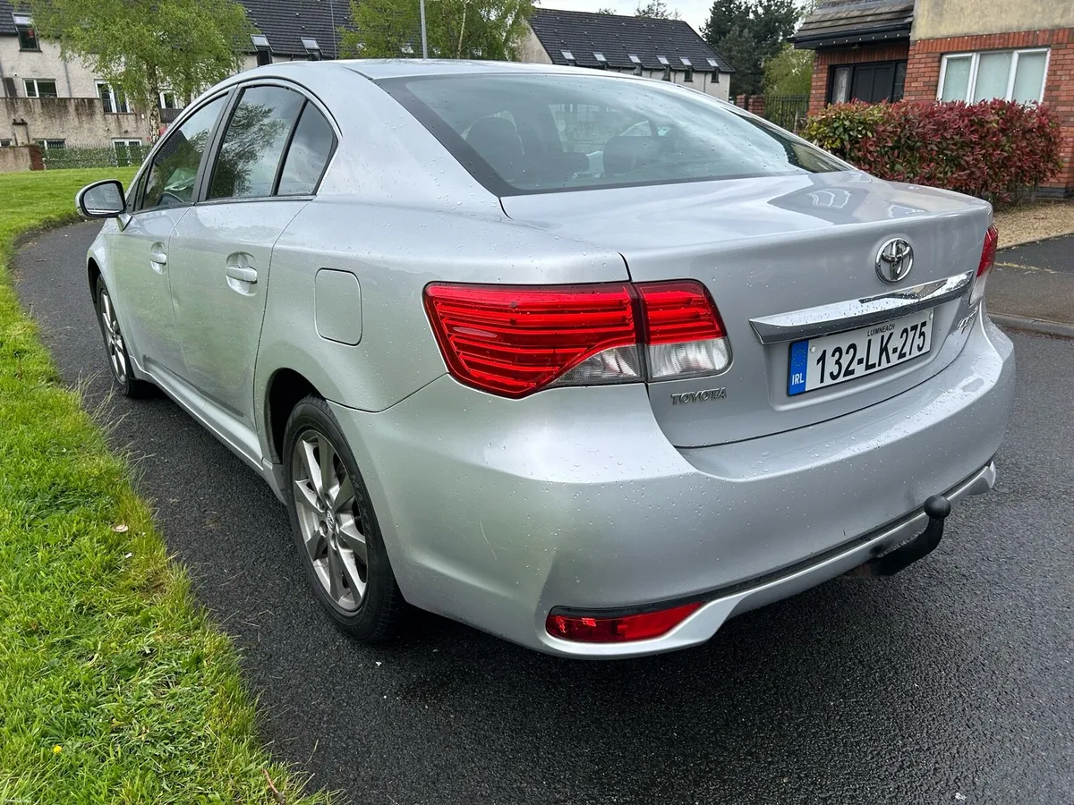 Toyota Avensis 2013 - Image 3