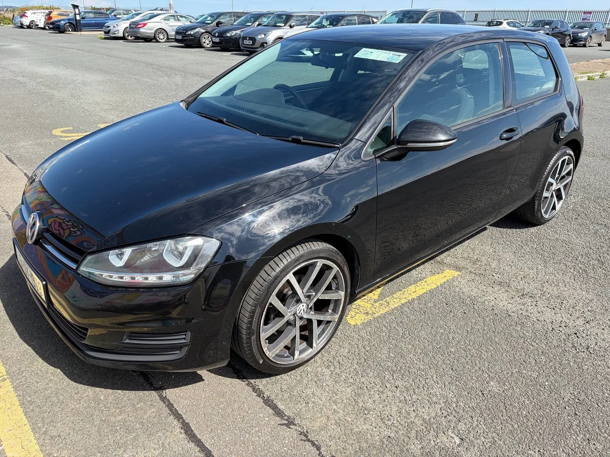VW Golf 1.2tsi 3dr - Image 2