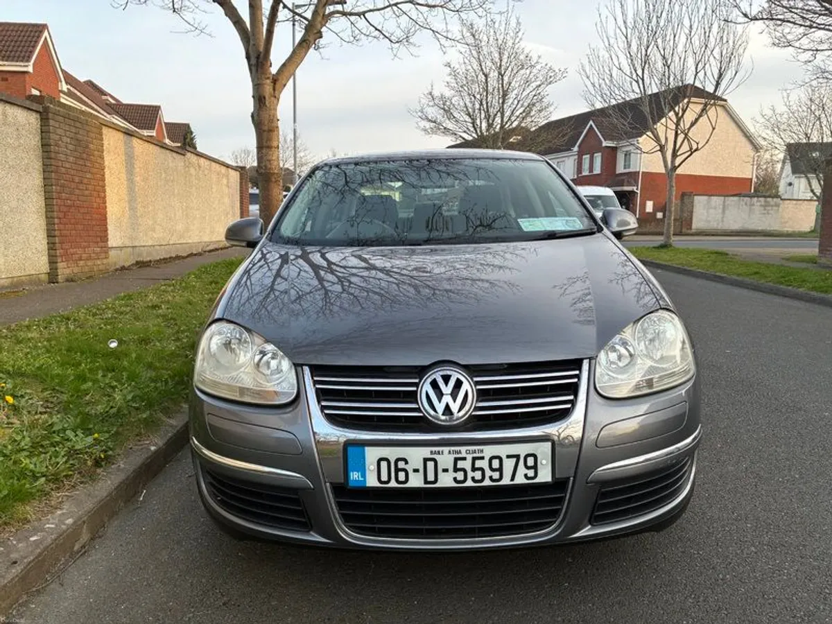 2006 Volkswagen Jetta - Image 2
