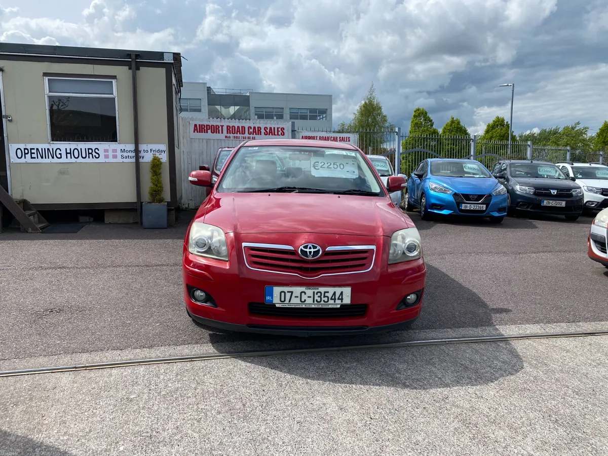 Toyota Avensis 2007 - Image 2