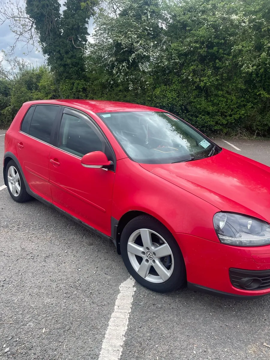 Volkswagen Golf GT TDI 1.9L - Image 3