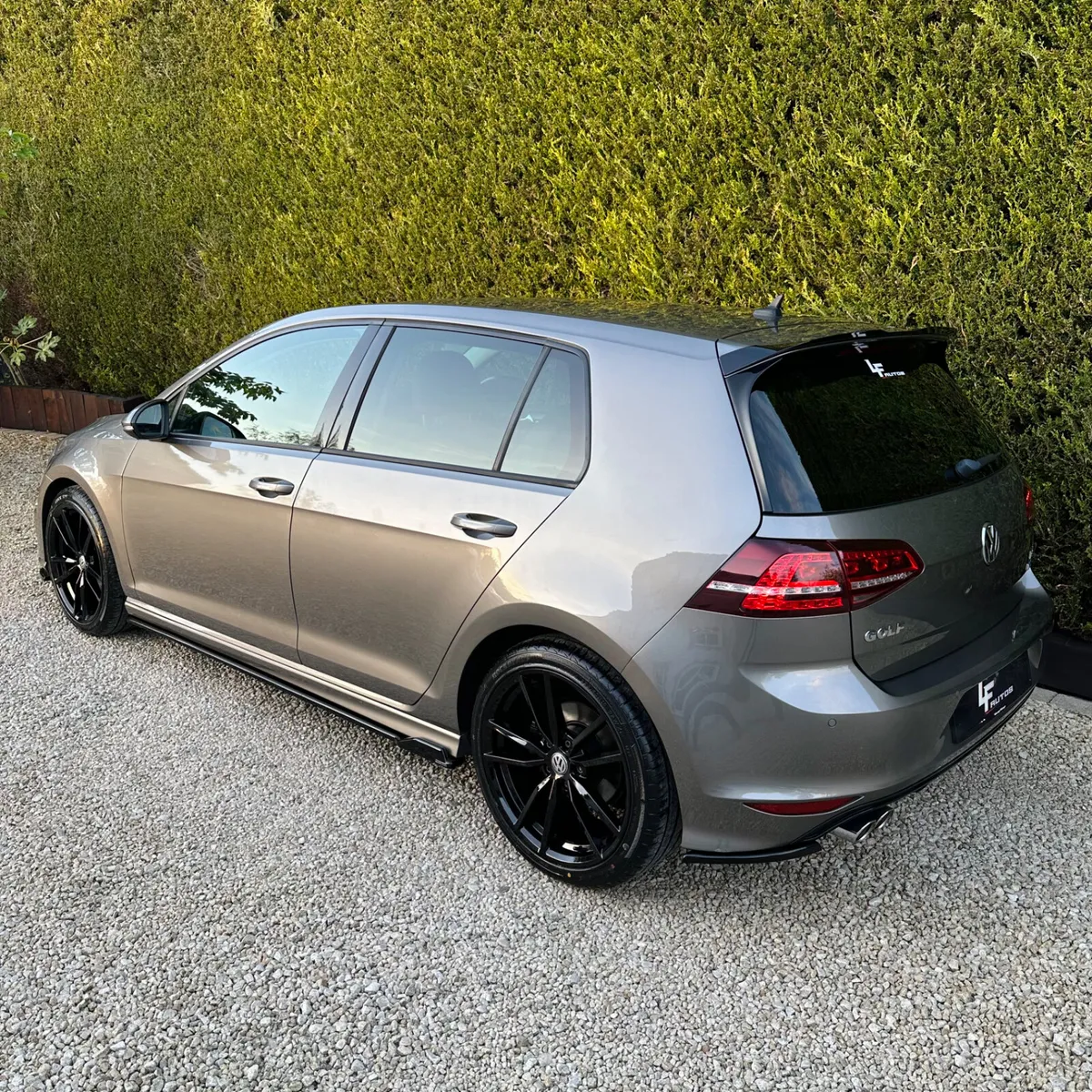 2017 VOLKSWAGEN GOLF R-LINE DSG - Image 4