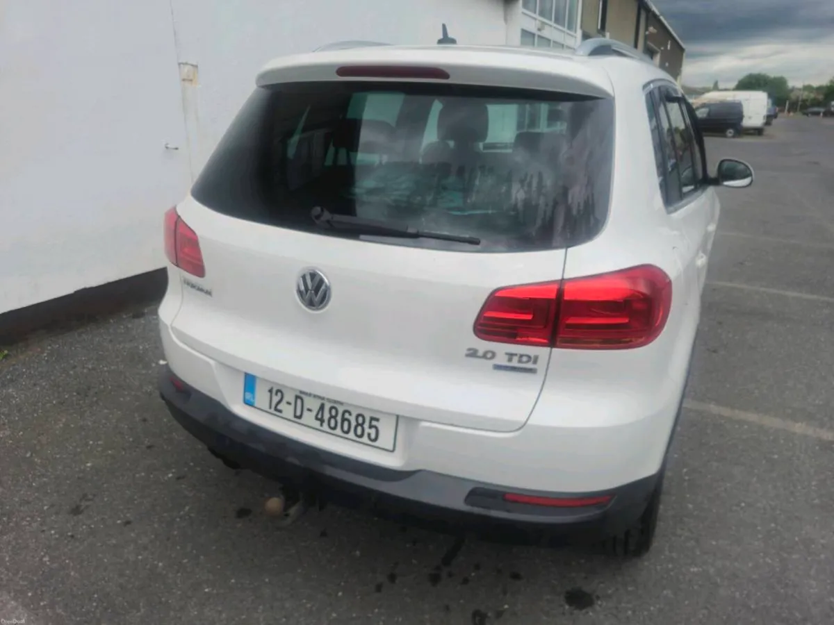 2012 Volkswagen Tiguan - Image 1