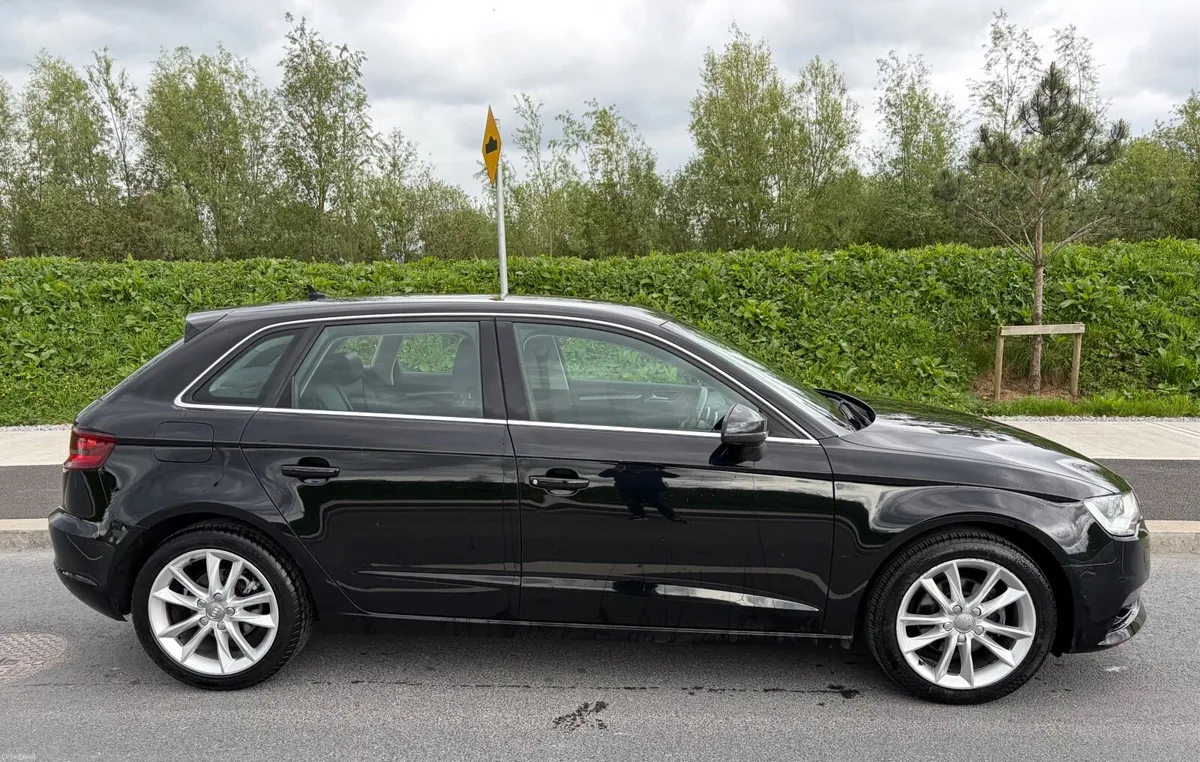 Audi A3 1.6Hdi SE 2015 - Image 4