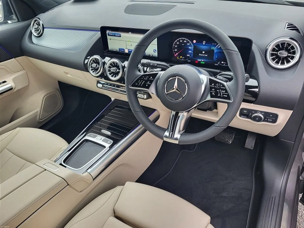 Mercedes-Benz GLA GLA250e PHEV Progressive Line Pl - Image 2