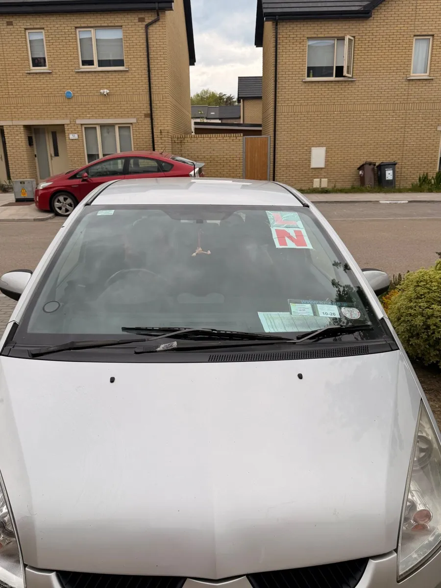 Mitsubishi Colt 2008 - Image 1