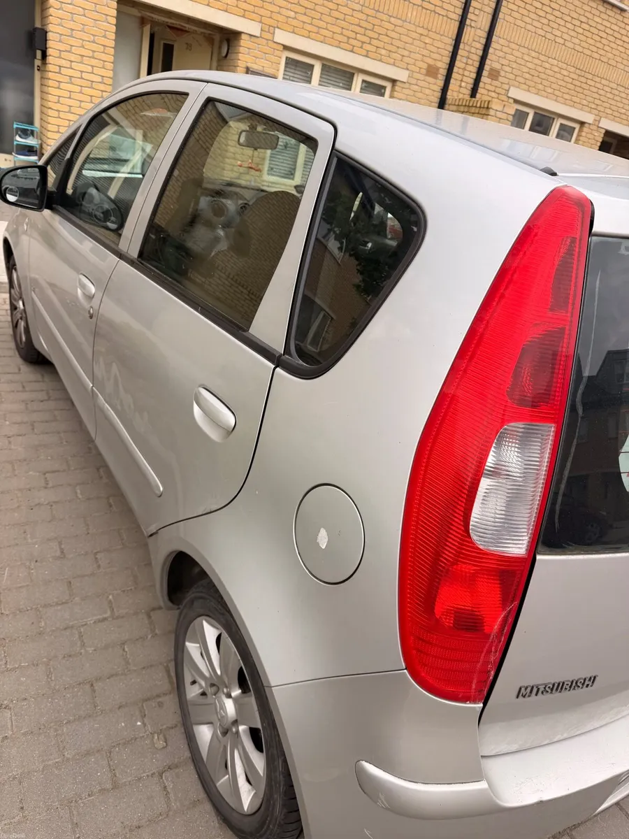 Mitsubishi Colt 2008 - Image 3