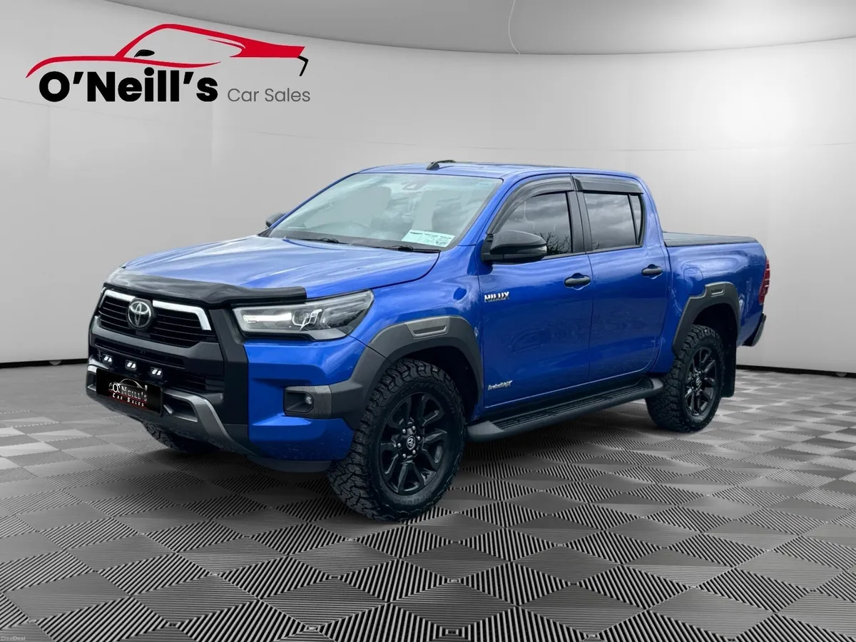 Toyota Hilux 2021 AUTO 2.8 D-4D INVINCIBLE X #379 - Image 5