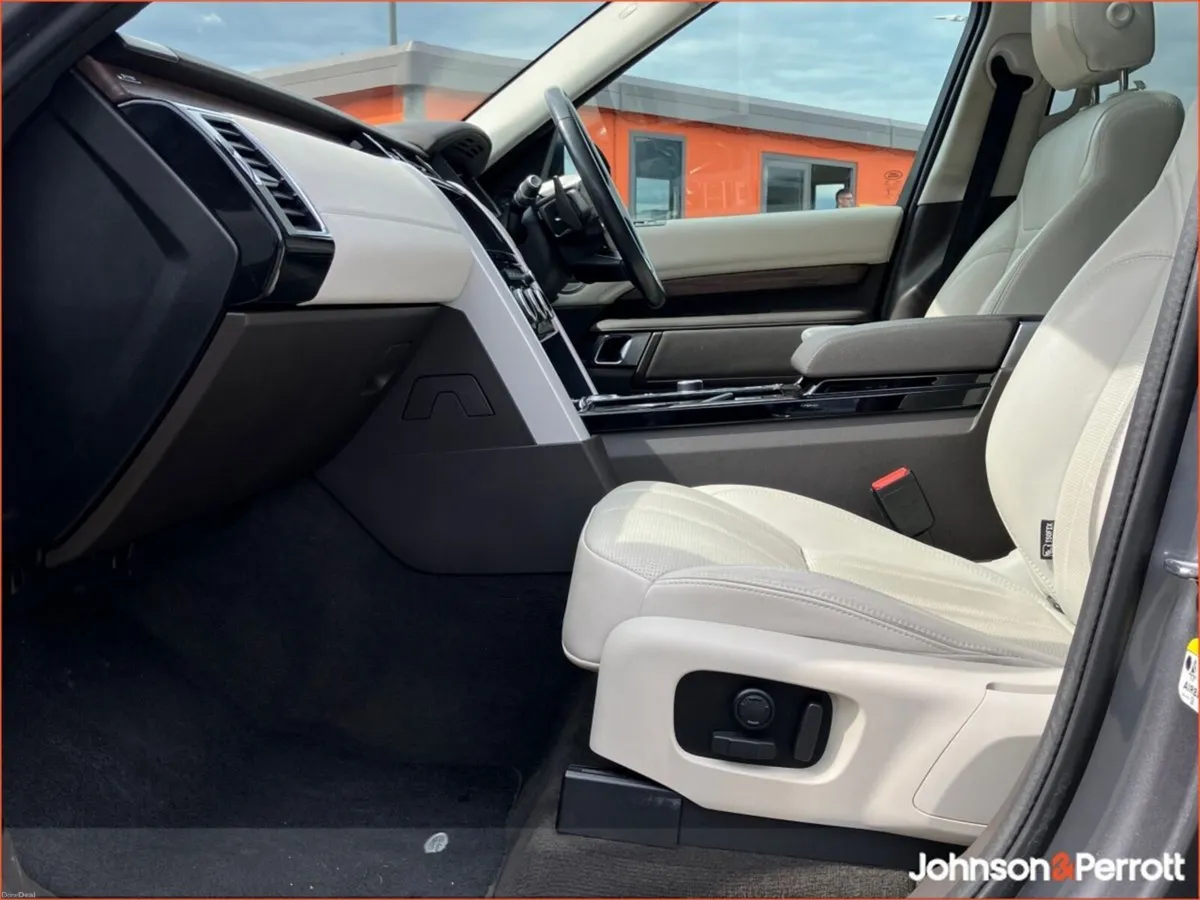 Land Rover Discovery 2.0D SD4 240 PS 4WD Auto SE 7 - Image 4