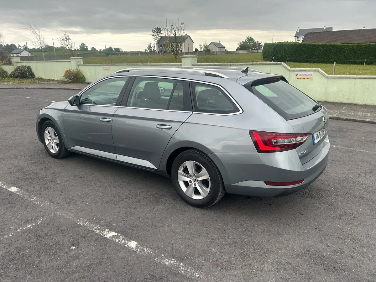 2017 Skoda Superb combi - Image 3