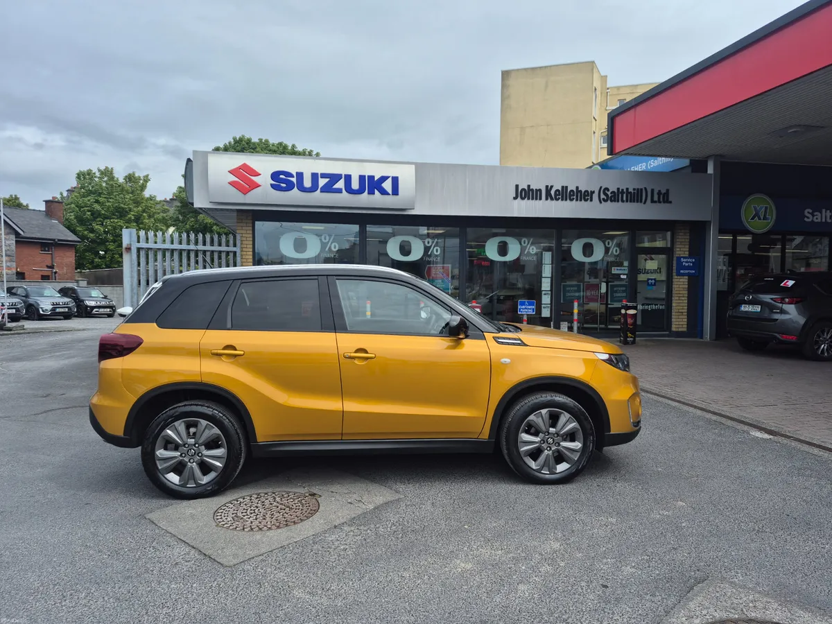 2024 Suzuki Vitara SZT Only 17,000klm - Image 1