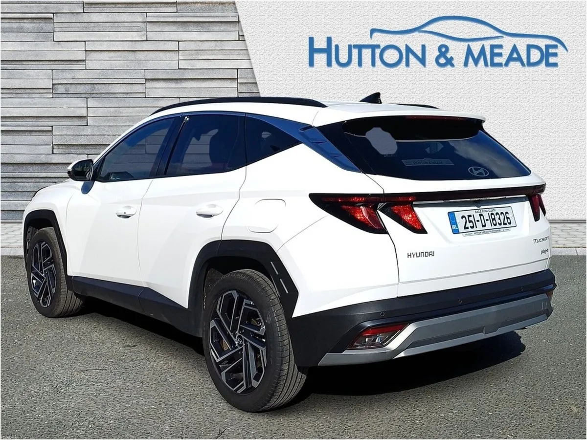 Hyundai Tucson Executive PHEV 1.6 Petrol 5dr - Image 3