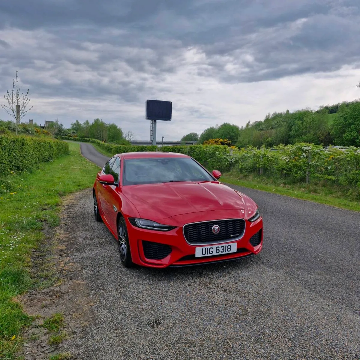 2019 Jaguar Xe R-Dynamic S D180 Auto - Image 3