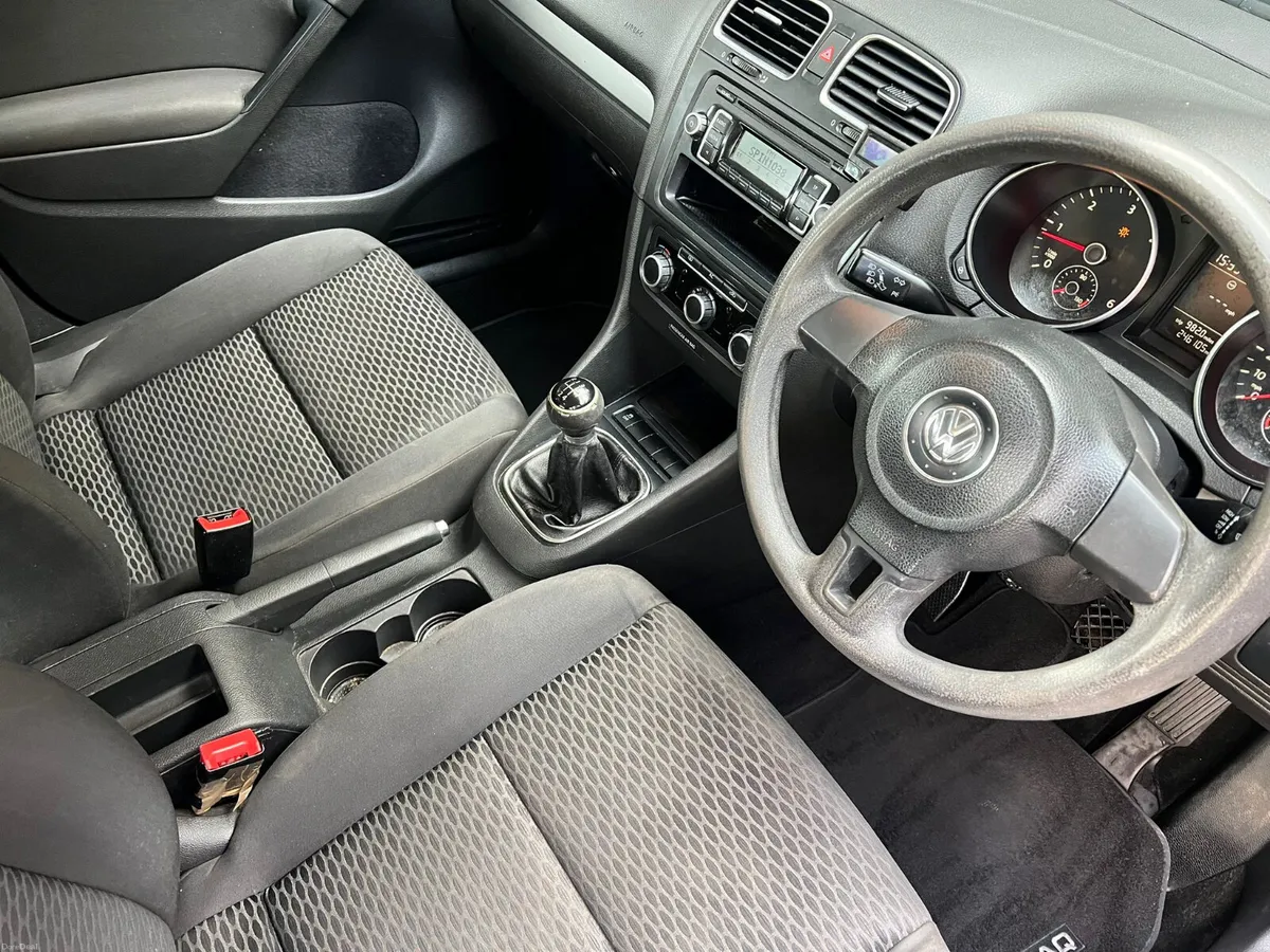Volkswagen Golf 2010 1.6TDI new nct 11/26 tax 8/26 - Image 2