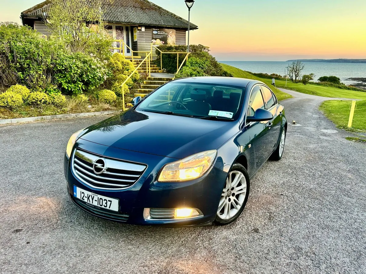 Opel Insignia 2012 - Image 1