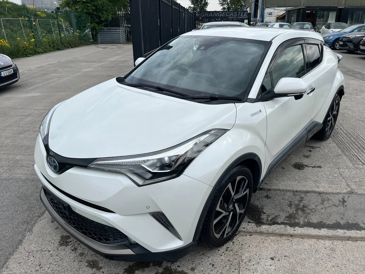 TOYOTA C-HR 2017, 1.8 HYBRID AUTO LOW KM HIGH SPEC - Image 3