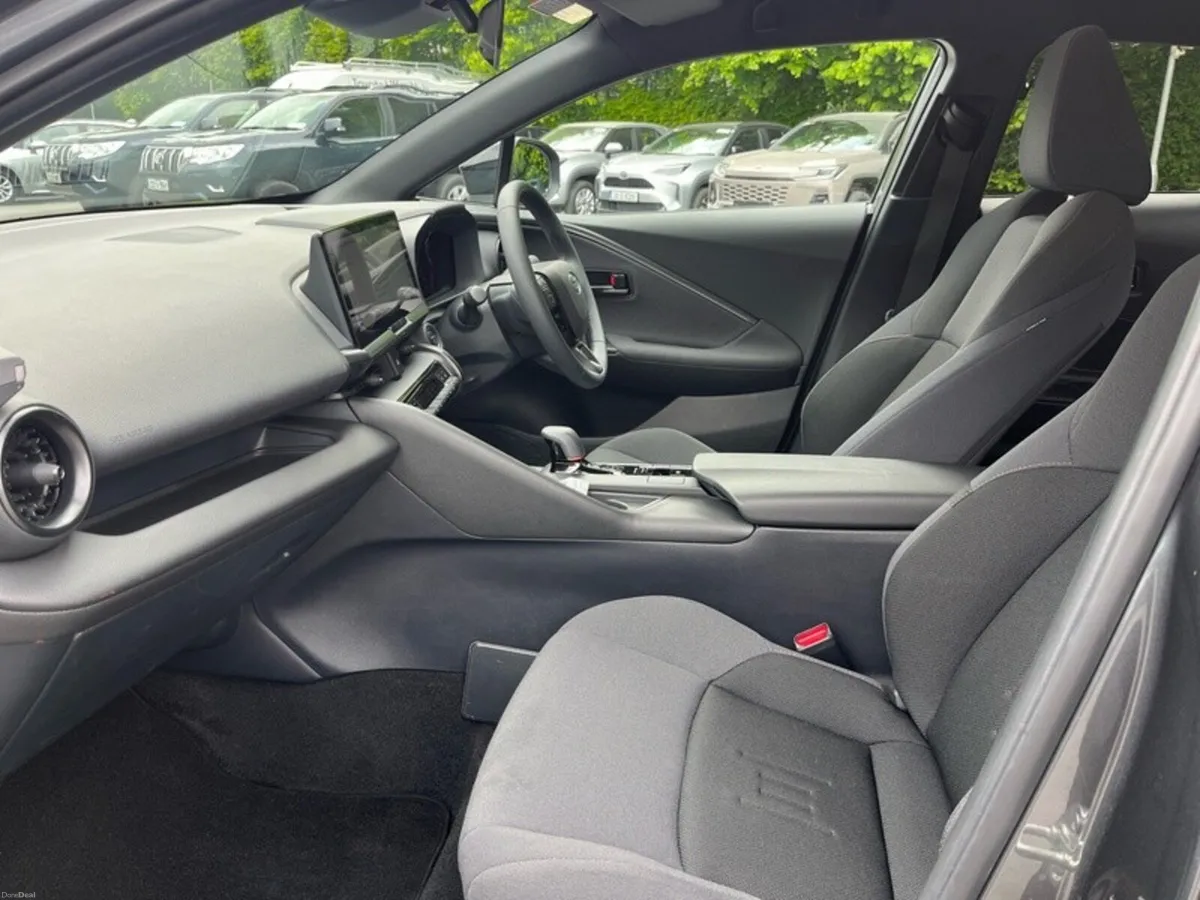 Toyota C-HR C-HR HYBRID SPORT+ - Image 6