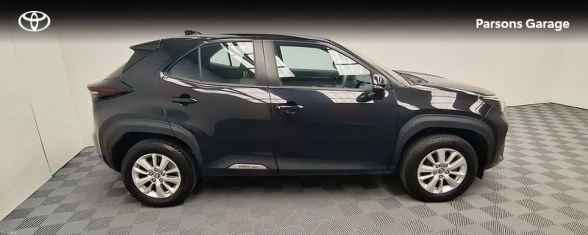 Toyota Yaris Cross YARIS CROSS LUNA - Image 4
