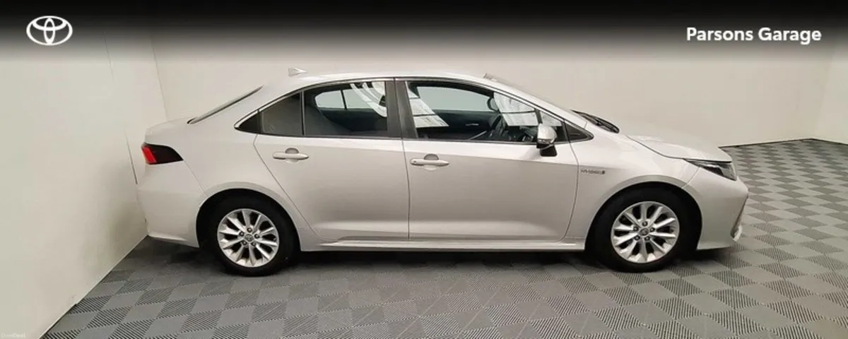 Toyota Corolla COROLLA HYB LUNA SALOON - Image 4
