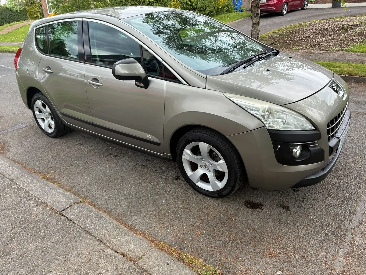 Peugeot 3008 2011 - Image 1