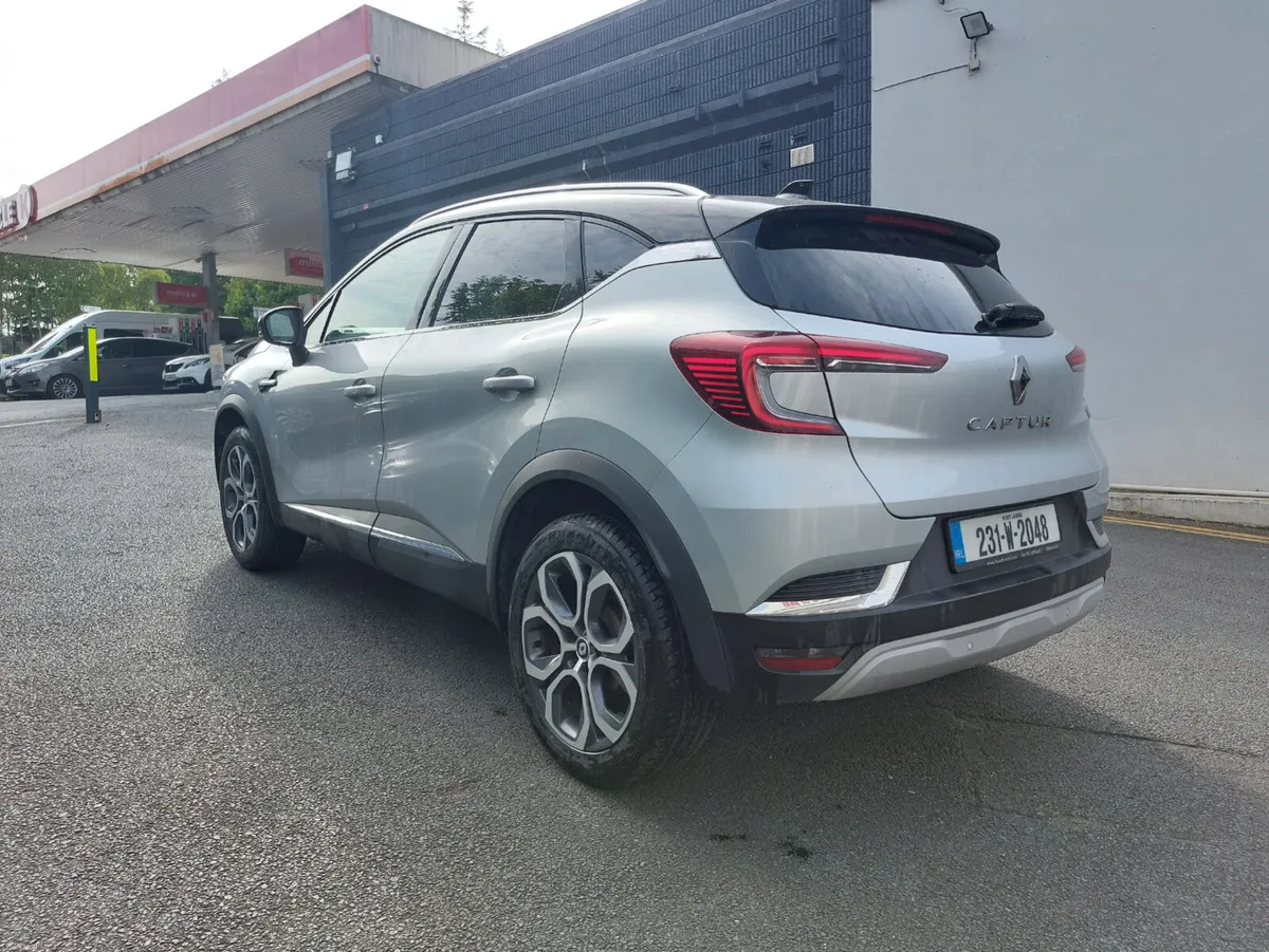 Renault Captur 2023 - Image 3