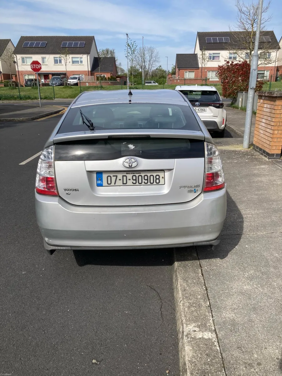 car - Image 3
