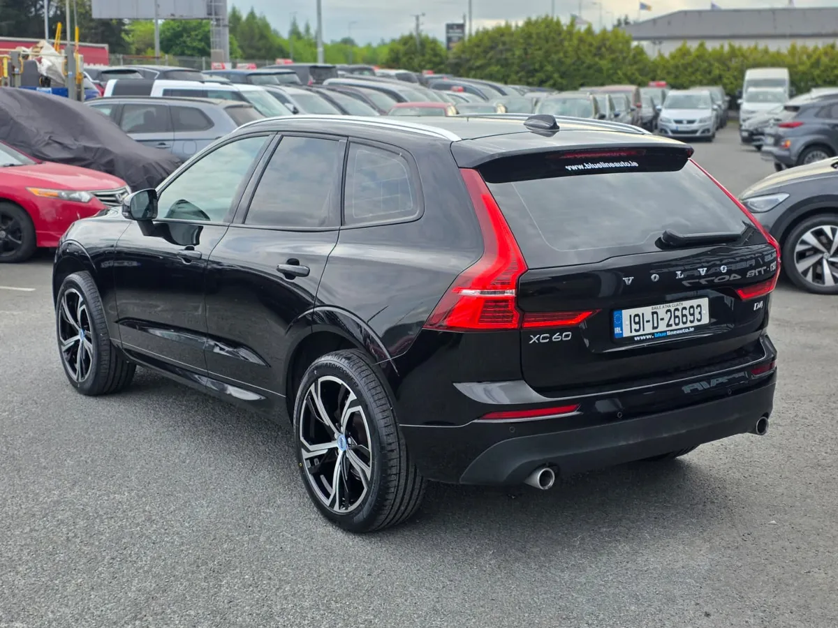 Volvo XC60 D4 Momentum 2.0 Diesel Automatic (191) - Image 3