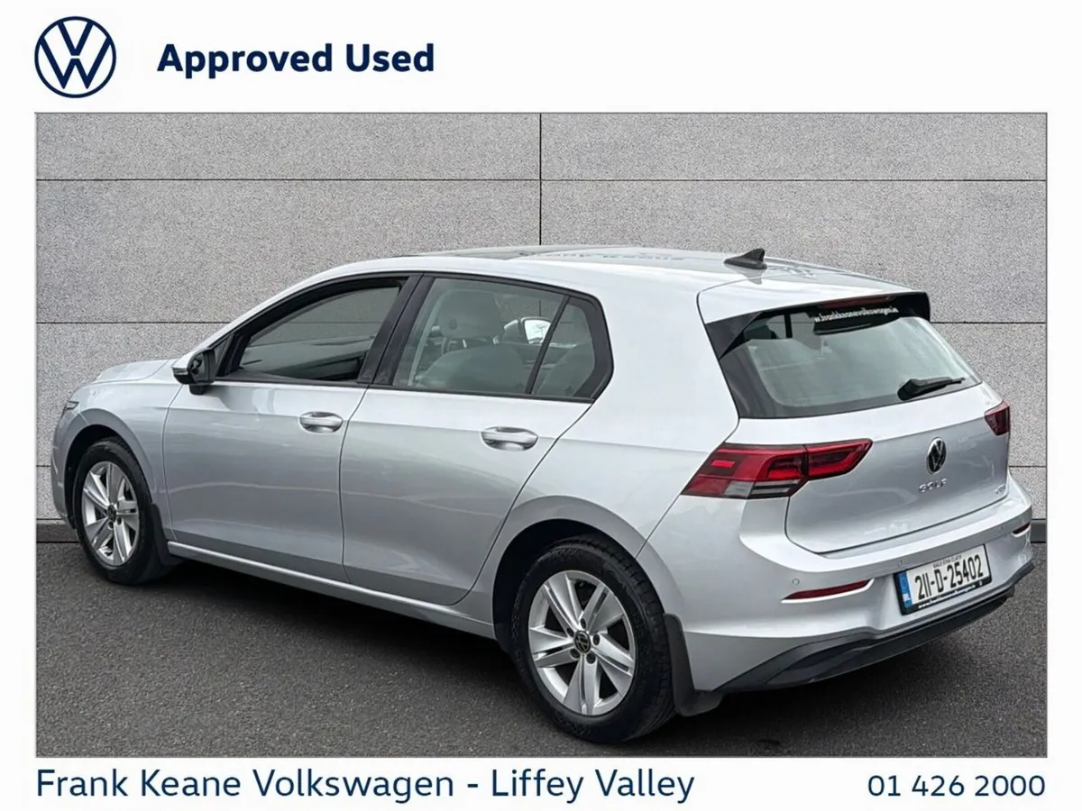 Volkswagen Golf LIFE AUTO 1.0 eTSI 110HP MHEV *SUN - Image 3