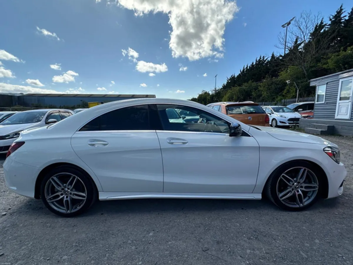 Mercedes-Benz CLA Mercedes-Benz CLA 180 AMG Style - Image 4