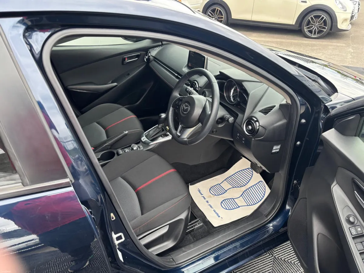 Mazda Demio Mazda Demio 1.3 petrol, auto , high sp - Image 4