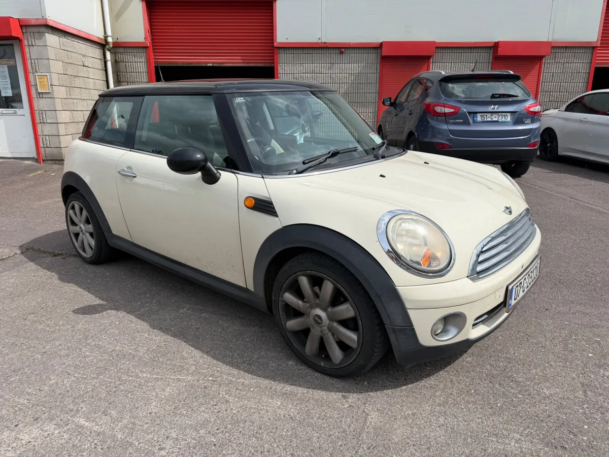 2007 Mini Cooper - Image 1