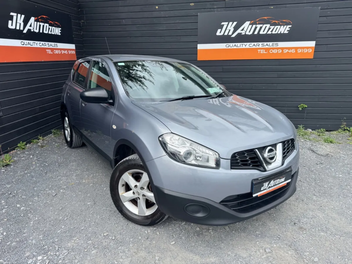 Nissan Qashqai 1.5 XE 5DR - Image 1