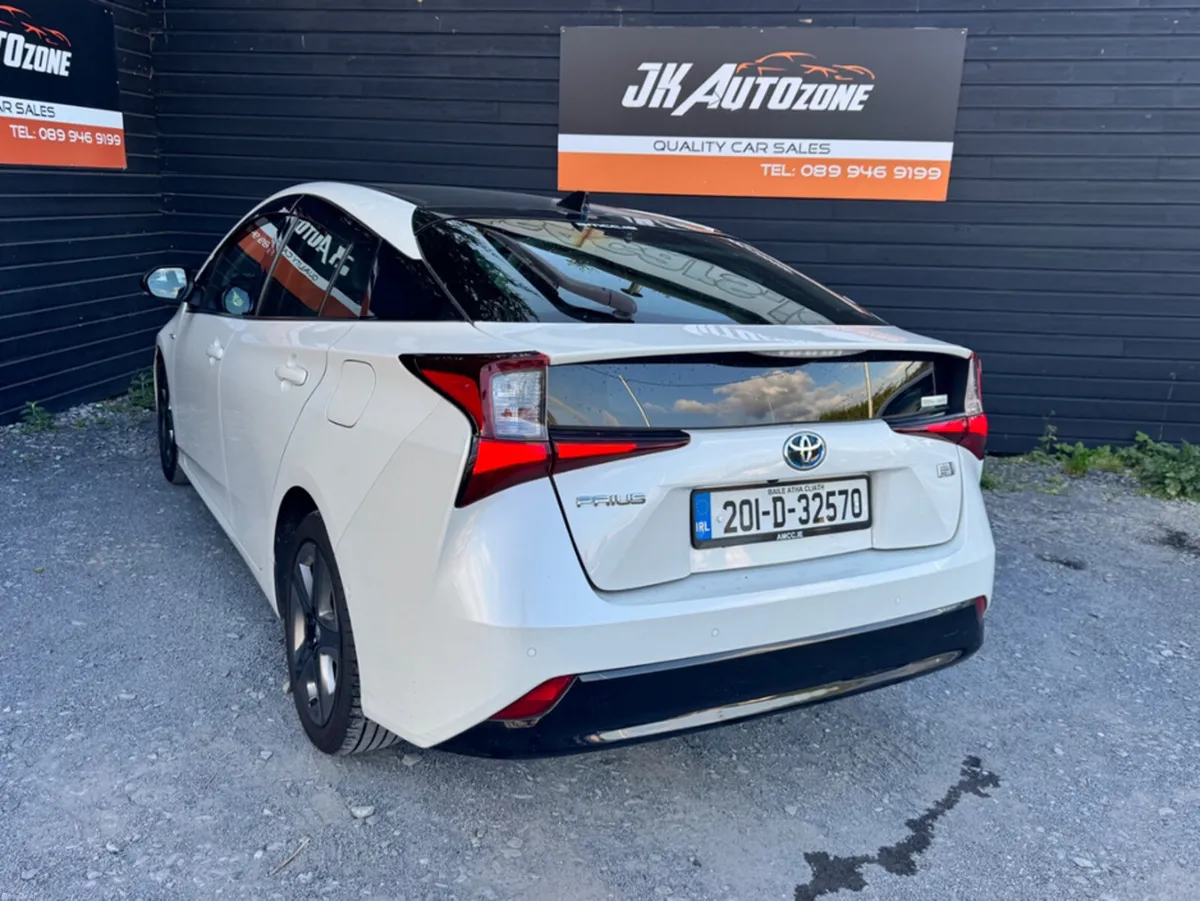 Toyota Prius 1.8 HYBRID TOP SPEC - Image 5