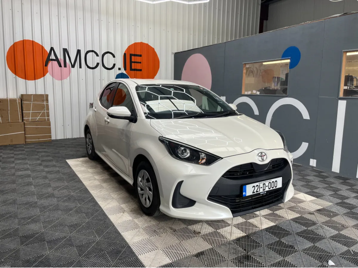 Toyota Yaris €12950 2022 TOYOTA YARIS X 1.0 AUTOMA - Image 1