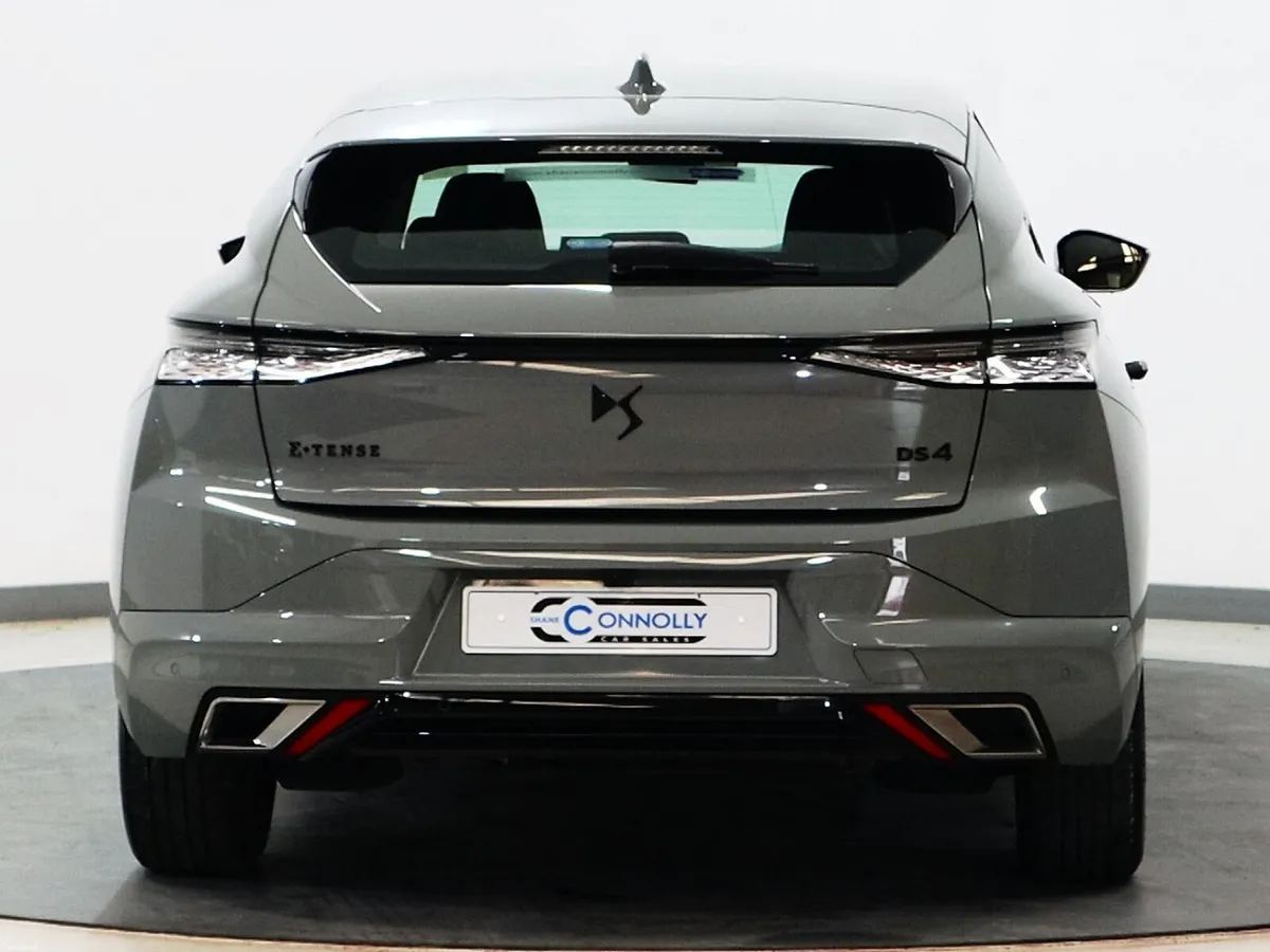 *78* 2023 DS Automobiles DS 4 1.6 E-TENSE PRO LINE - Image 4