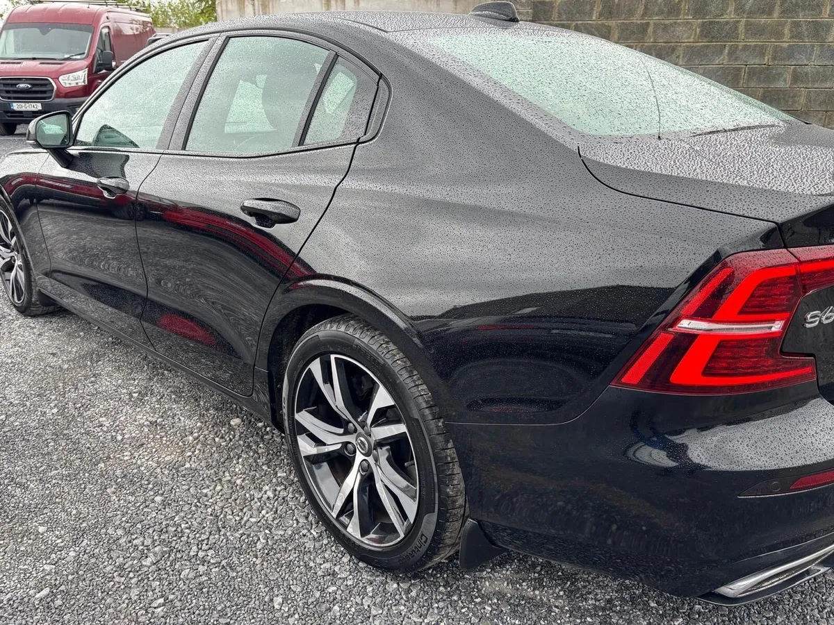 201 Volvo S60 R-Design - Image 2