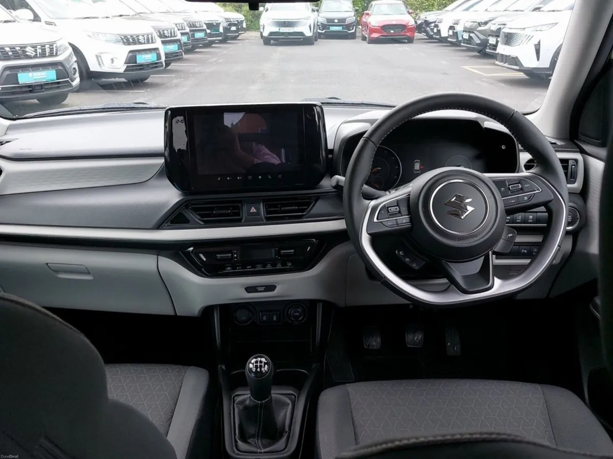 Suzuki Swift Swift 1.2 Mild Hybrid Motion - Image 3