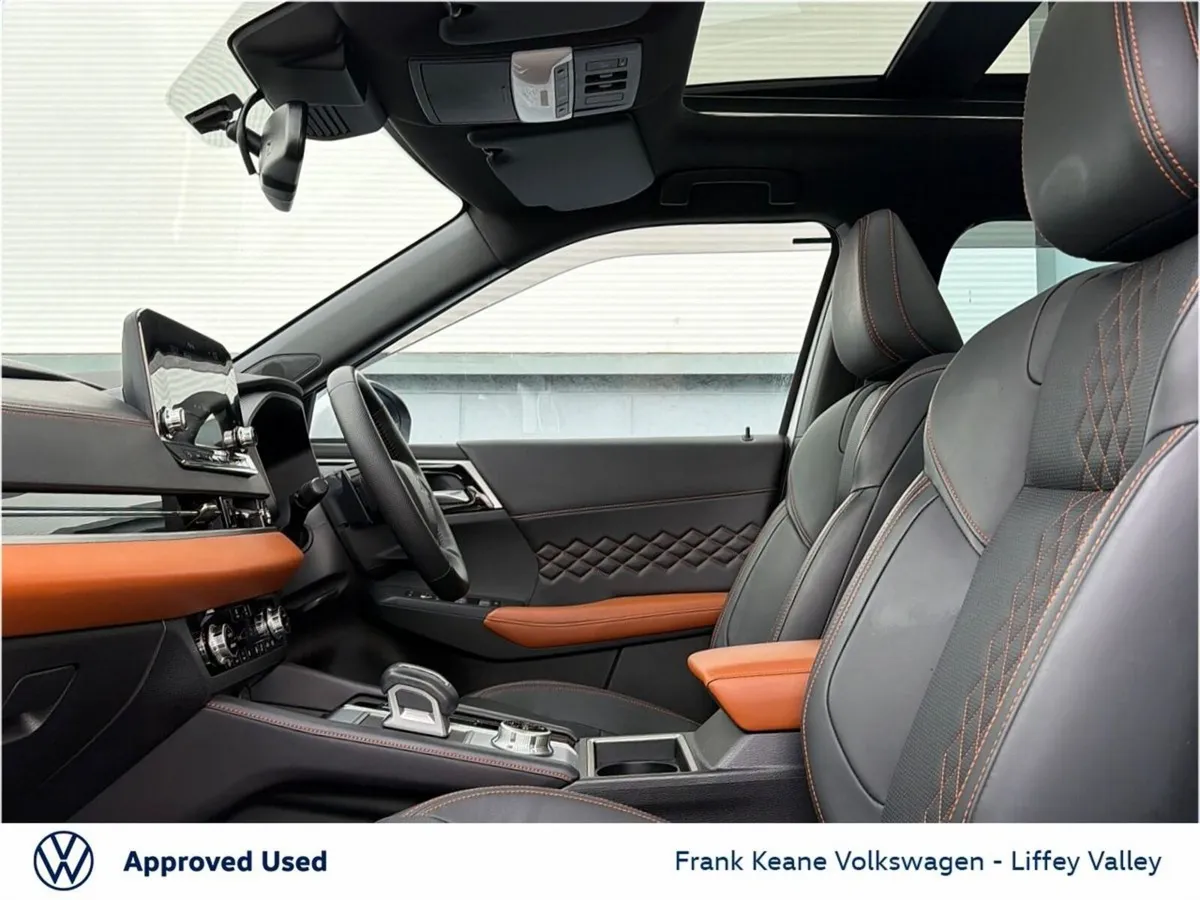 Mitsubishi Outlander PHEV G *7-SEATER* *SUNROOF* * - Image 4