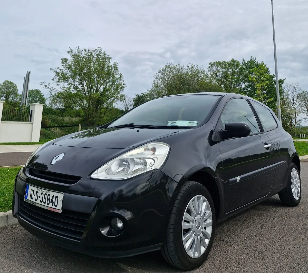 Renault Clio 2010 1.1Petrol, Nct 2/27 - Image 1