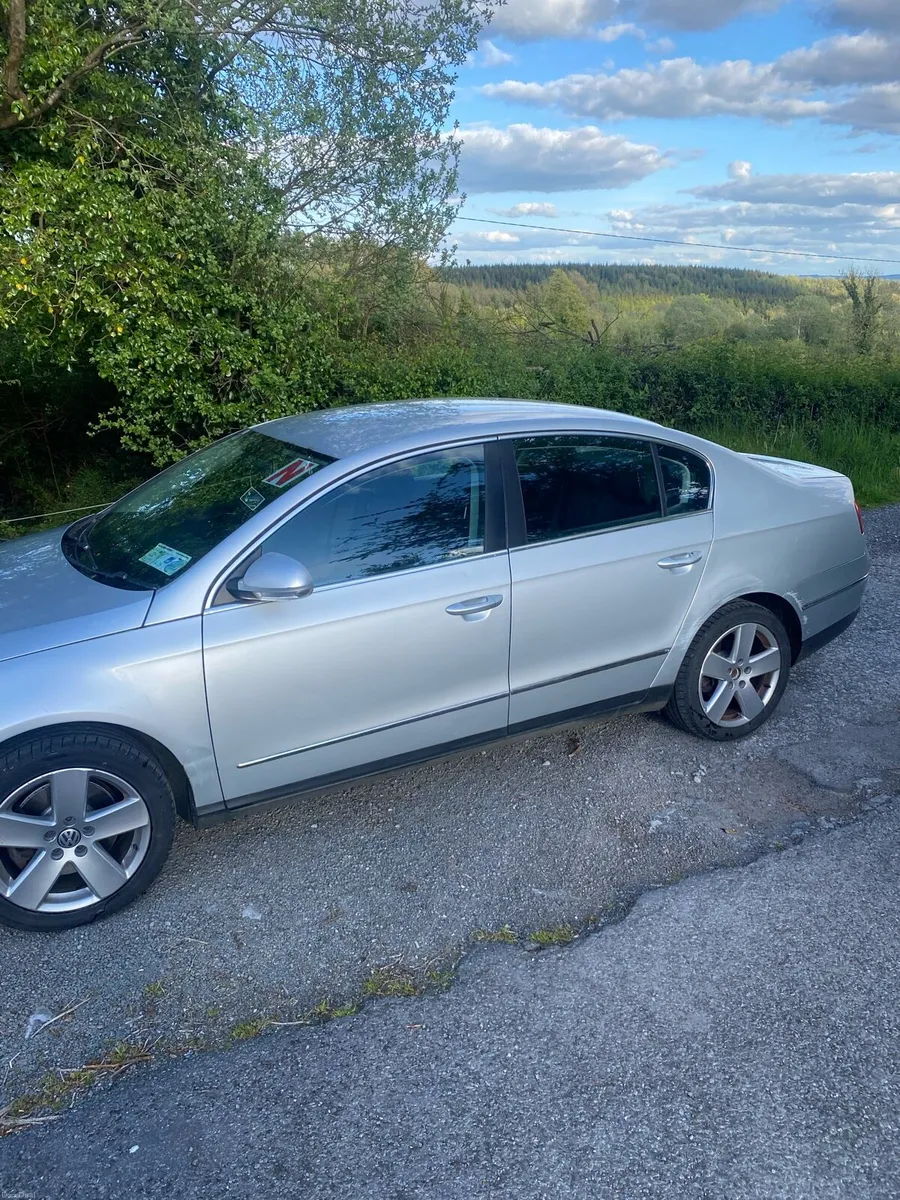 Volkswagen B6 Passat - Image 4